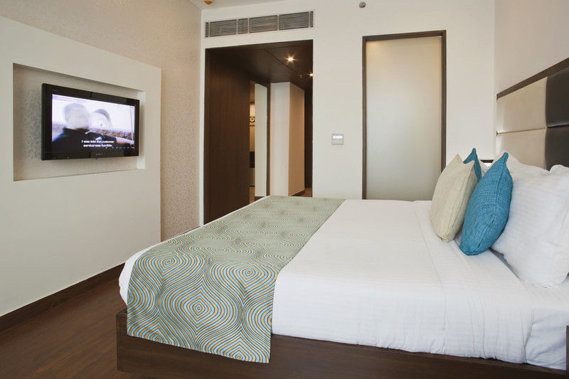 Clarks Inn, Pacific Mall Ghaziabad Bagian luar foto